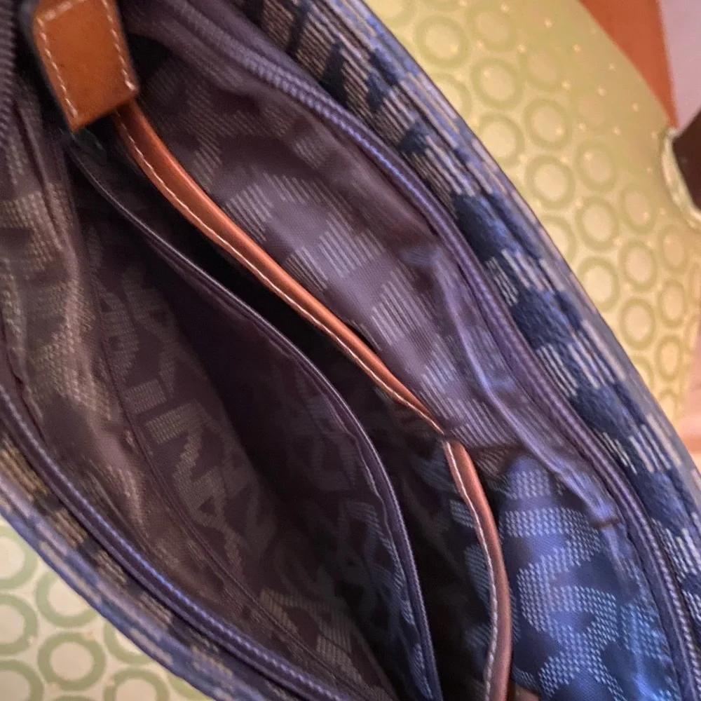 Crossbody bag